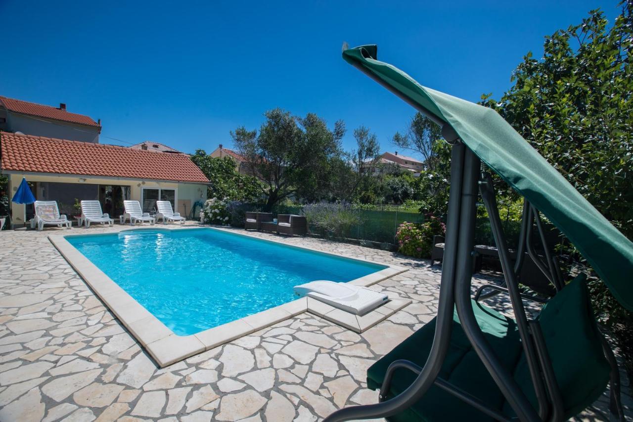 Family Friendly Apartments With A Swimming Pool Supetarska Draga - Donja, Rab - 2019 Extérieur photo