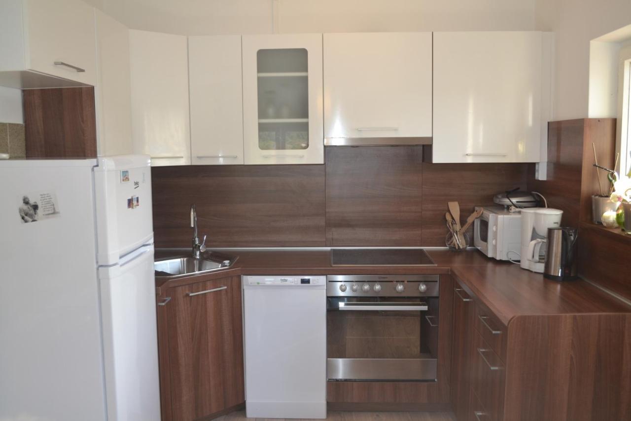 Family Friendly Apartments With A Swimming Pool Supetarska Draga - Donja, Rab - 2019 Extérieur photo