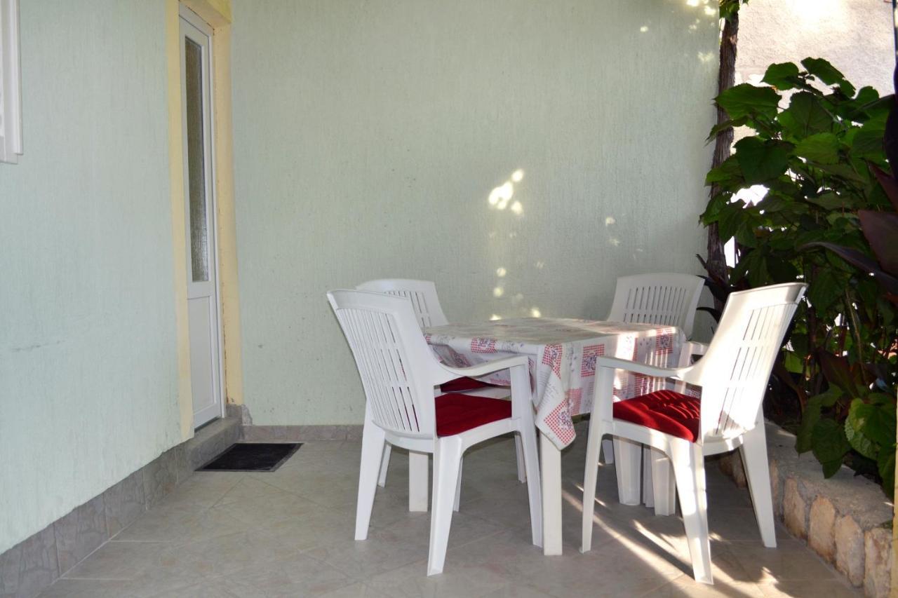 Family Friendly Apartments With A Swimming Pool Supetarska Draga - Donja, Rab - 2019 Extérieur photo