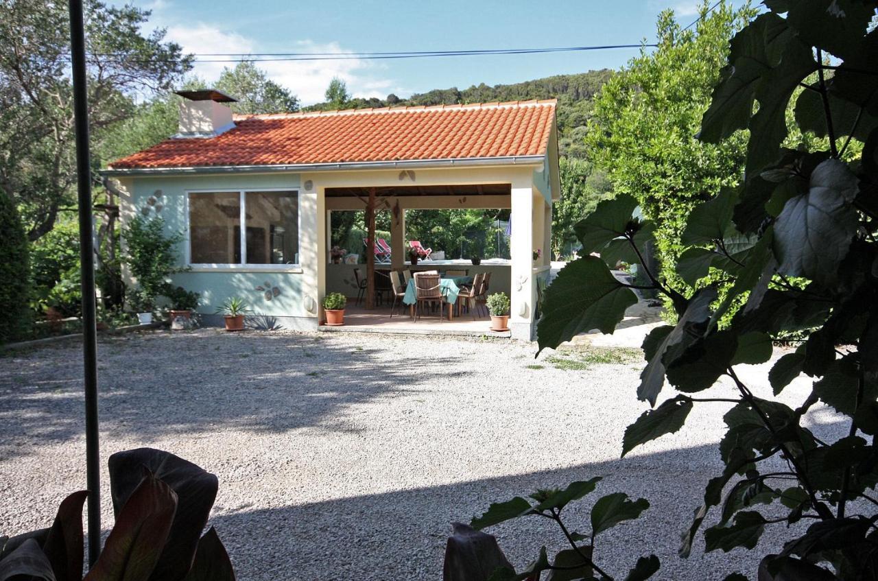 Family Friendly Apartments With A Swimming Pool Supetarska Draga - Donja, Rab - 2019 Extérieur photo