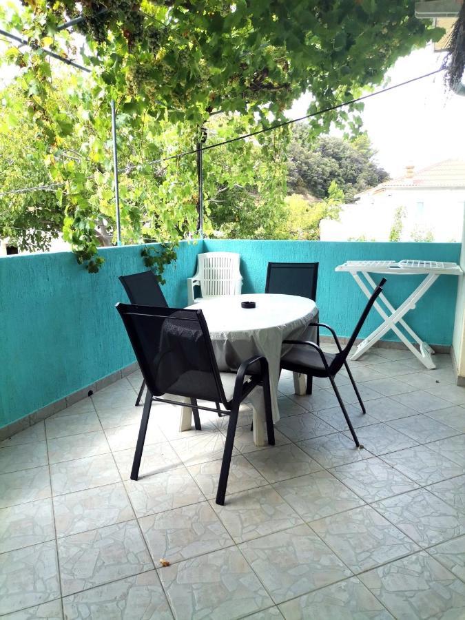 Family Friendly Apartments With A Swimming Pool Supetarska Draga - Donja, Rab - 2019 Extérieur photo