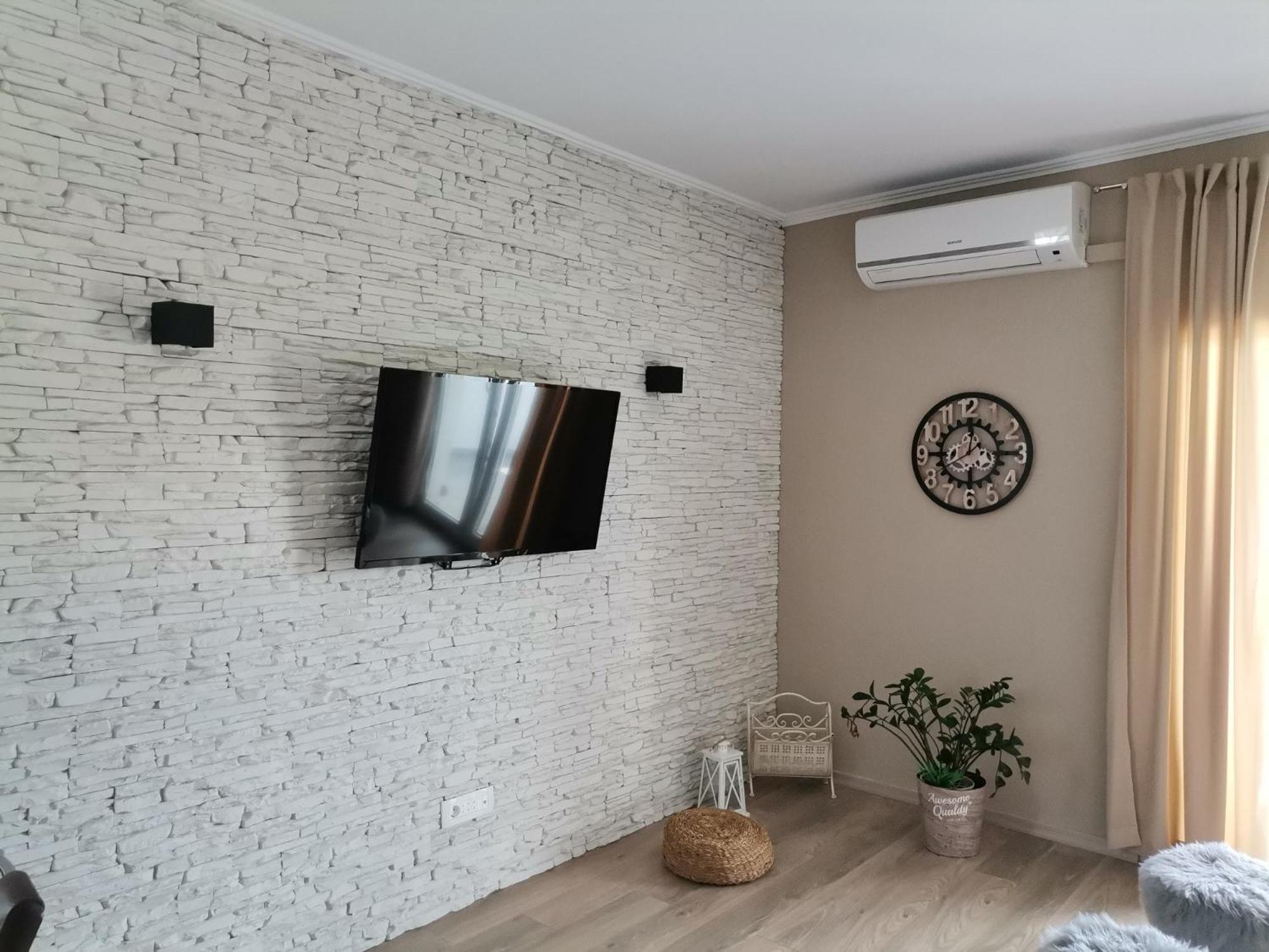 Family Friendly Apartments With A Swimming Pool Supetarska Draga - Donja, Rab - 2019 Chambre photo