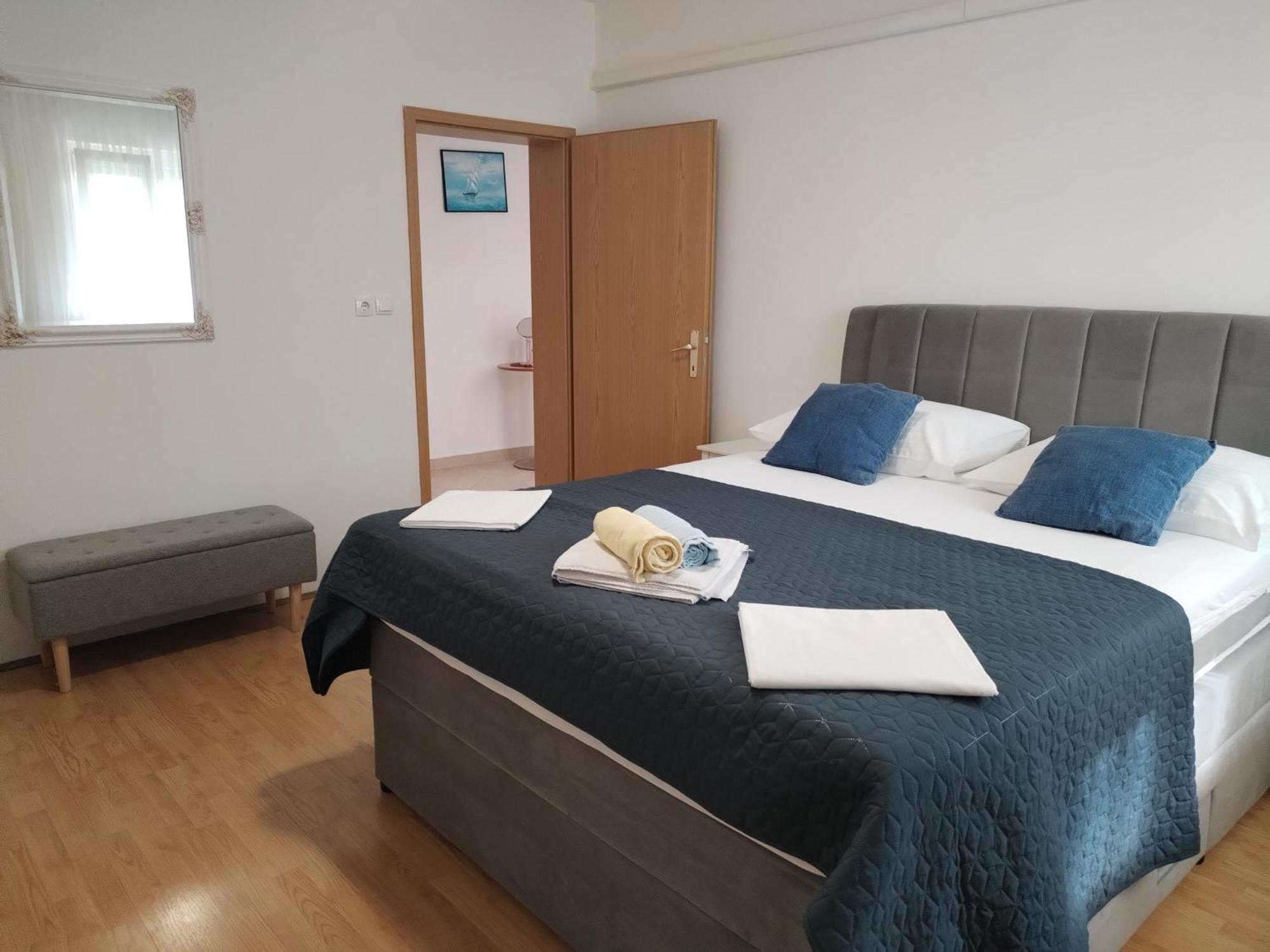 Family Friendly Apartments With A Swimming Pool Supetarska Draga - Donja, Rab - 2019 Extérieur photo